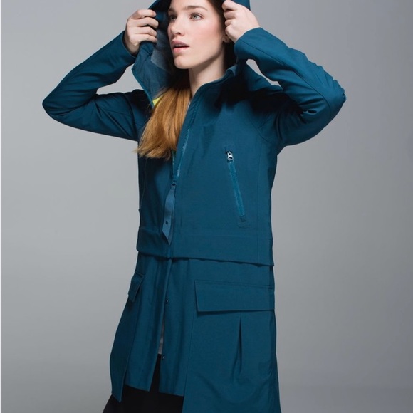 Lululemon Rain or Shine Jacket Waterproof Rain Jacket size 4 - Picture 1 of 16